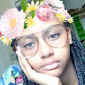 Meet your Posher, Khailah white